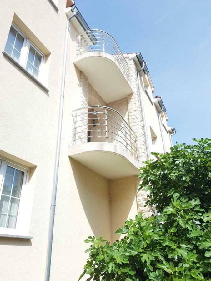 Apartments Palaca Sunca Srima Exterior photo